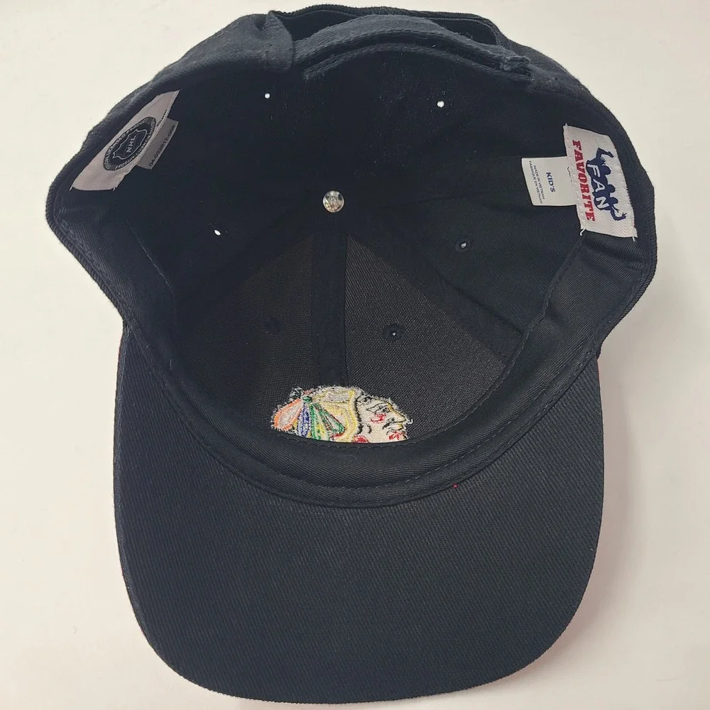 Kids Chicago Blackhawks Hat Adjustable Fan Favorite Red Black NHL Hockey Boys